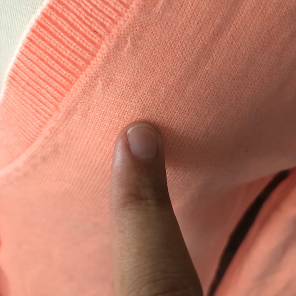 GAP V-neck Cardi - Picture 4 of 6